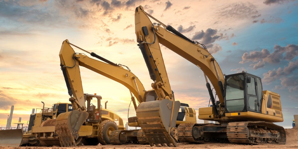 heavy equipment rental in the UAE   