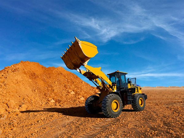 heavy equipment rental companies in UAE